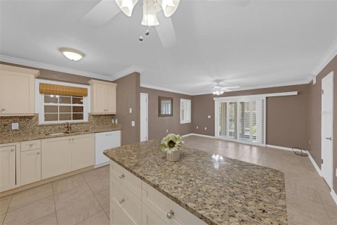 Condominio en venta en Astor, Florida, 2 dormitorios, 77.29 m2 № 1792753 - foto 9