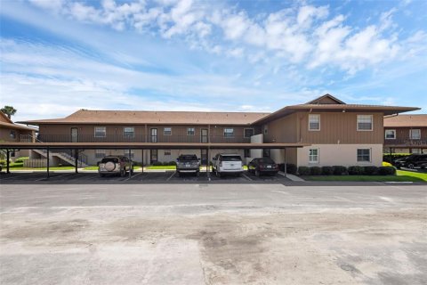 Condominio en venta en Astor, Florida, 2 dormitorios, 77.29 m2 № 1792753 - foto 2