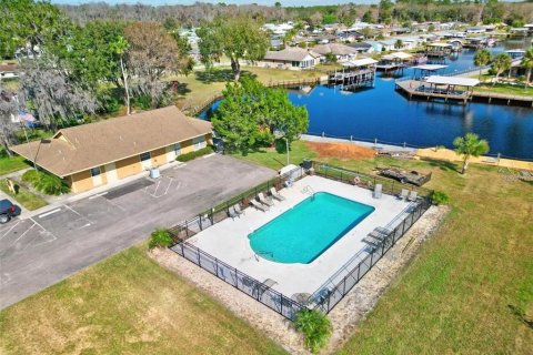 Condominio en venta en Astor, Florida, 2 dormitorios, 77.29 m2 № 1792753 - foto 28