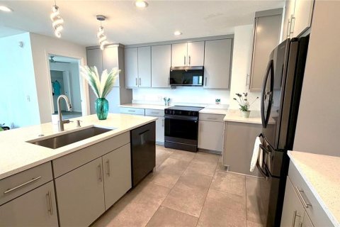 Copropriété à vendre à Tarpon Springs, Floride: 2 chambres, 123.56 m2 № 2223128 - photo 11