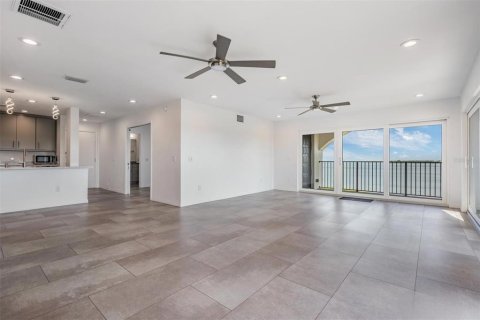 Copropriété à vendre à Tarpon Springs, Floride: 2 chambres, 123.56 m2 № 2223128 - photo 5