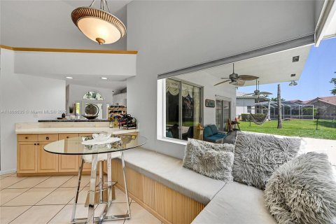 Villa ou maison à vendre à Coral Springs, Floride: 4 chambres, 223.15 m2 № 1935955 - photo 18