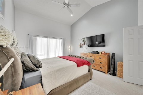 Villa ou maison à vendre à Coral Springs, Floride: 4 chambres, 223.15 m2 № 1935955 - photo 24