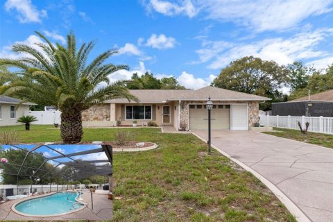 Casa en Spring Hill, Florida 3 dormitorios, 164.44 m2 № 2139496