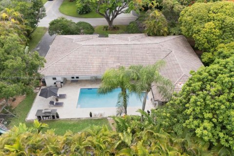 Casa en venta en Pinecrest, Florida, 4 dormitorios, 296.82 m2 № 1968384 - foto 30