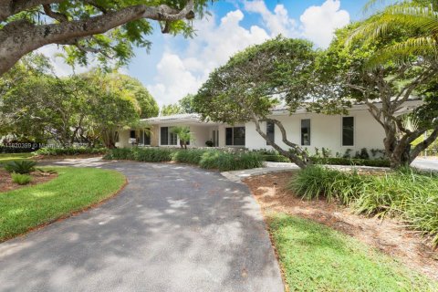 Casa en venta en Pinecrest, Florida, 4 dormitorios, 296.82 m2 № 1968384 - foto 2