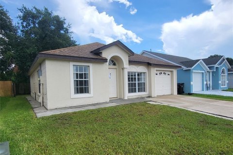 Casa en Orlando, Florida 3 dormitorios, 104.61 m2 № 2096761
