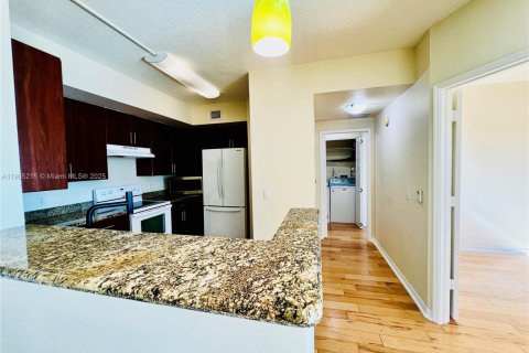 Condo in Fort Lauderdale, Florida, 3 bedrooms  № 2017279 - photo 4