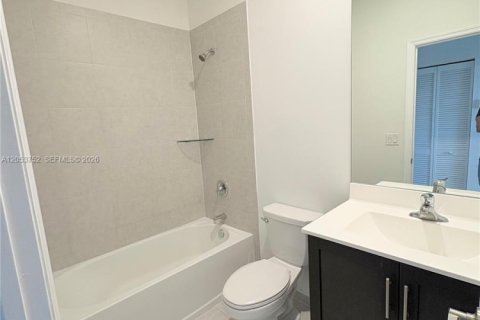 Casa en alquiler en Homestead, Florida, 4 dormitorios, 149.76 m2 № 2189100 - foto 17
