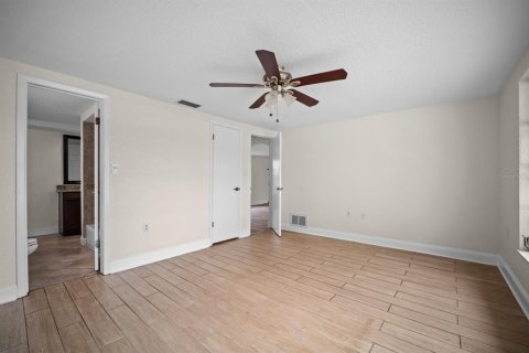 Villa ou maison à vendre à Port Richey, Floride: 3 chambres, 133.97 m2 № 2405582 - photo 15