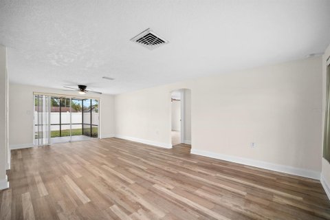 Villa ou maison à vendre à Port Richey, Floride: 3 chambres, 133.97 m2 № 2405582 - photo 5