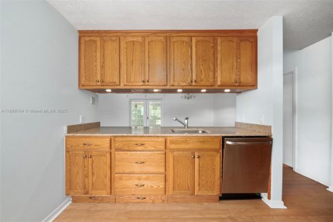 Casa en venta en Sebring, Florida, 3 dormitorios № 2035526 - foto 5