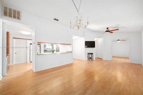 Casa en venta en Sebring, Florida, 3 dormitorios № 2035526 - foto 9