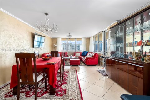Condo in Sunny Isles Beach, Florida, 3 bedrooms  № 2390107 - photo 13