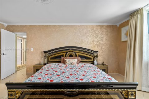 Condo in Sunny Isles Beach, Florida, 3 bedrooms  № 2390107 - photo 29