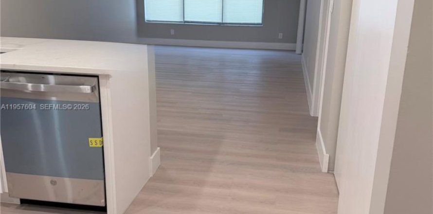 Condo à Pompano Beach, Floride, 1 chambre  № 2011337