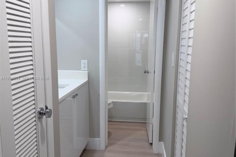 Copropriété à louer à Pompano Beach, Floride: 1 chambre, 75.25 m2 № 2011337 - photo 7