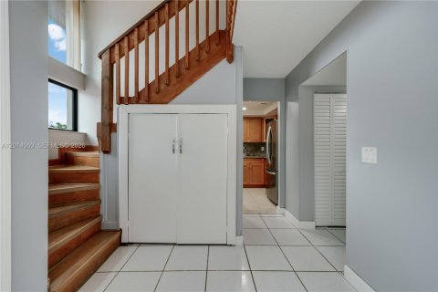 Adosado en alquiler en Miami, Florida, 3 dormitorios, 137.68 m2 № 2076301 - foto 10