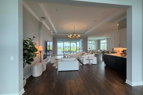 House in Port St. Lucie, Florida 3 bedrooms, 307.23 sq.m. № 2078099 - photo 3