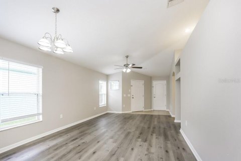 Casa en alquiler en Riverview, Florida, 3 dormitorios, 119.84 m2 № 1895034 - foto 4