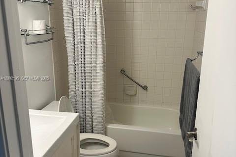 Condo in Pembroke Pines, Florida, 2 bedrooms № 2067517 - photo 4