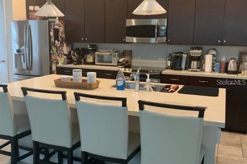 Townhouse in Orlando, Florida 3 bedrooms, 179.77 sq.m. № 1847270 - photo 7