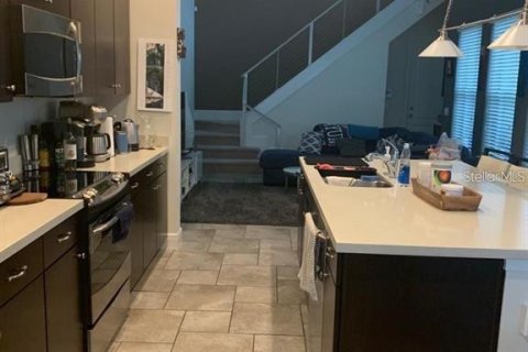 Townhouse in Orlando, Florida 3 bedrooms, 179.77 sq.m. № 1847270 - photo 5