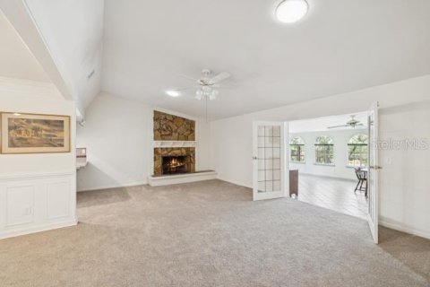 House in Tampa, Florida 4 bedrooms, 206.99 sq.m. № 1881406 - photo 13