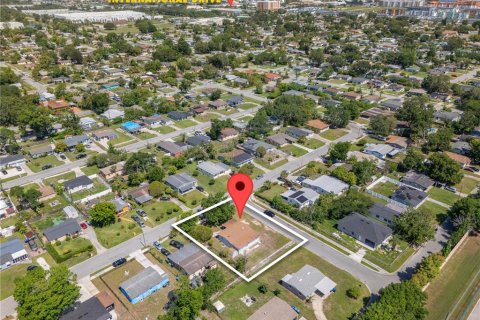Casa en venta en Orlando, Florida, 4 dormitorios, 98.29 m2 № 1845165 - foto 6