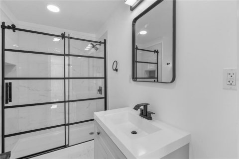Casa en venta en Orlando, Florida, 4 dormitorios, 98.29 m2 № 1845165 - foto 21