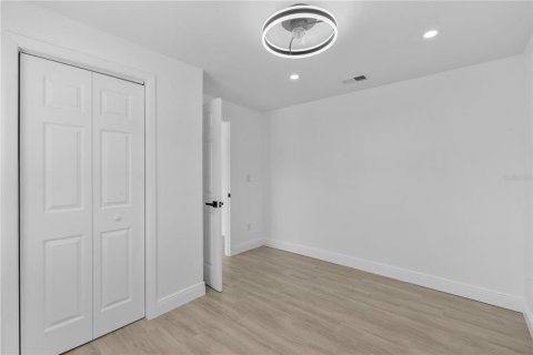 Casa en venta en Orlando, Florida, 4 dormitorios, 98.29 m2 № 1845165 - foto 26