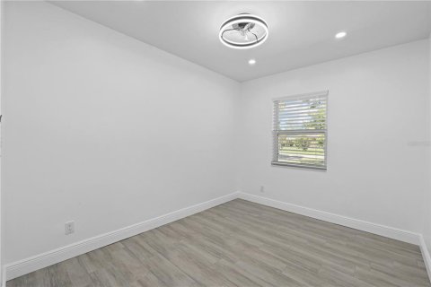 Casa en venta en Orlando, Florida, 4 dormitorios, 98.29 m2 № 1845165 - foto 25