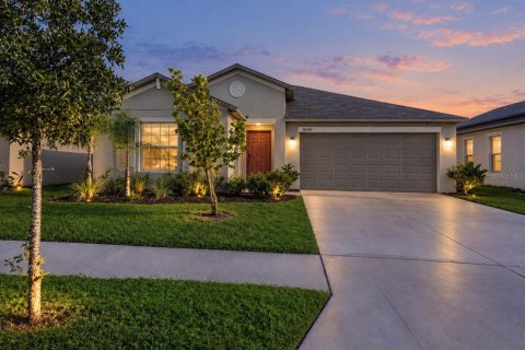 Casa en Wimauma, Florida 4 dormitorios, 179.86 m2 № 2379241
