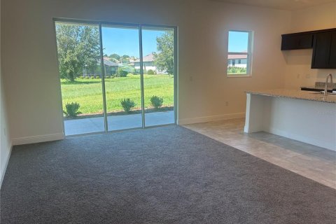 House in Lady Lake, Florida 3 bedrooms, 153.94 sq.m. № 2202910 - photo 20