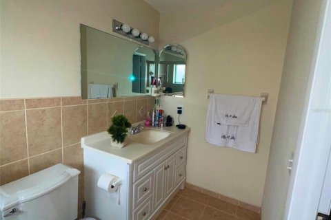 Casa en venta en Holiday, Florida, 4 dormitorios, 170.66 m2 № 1906566 - foto 15