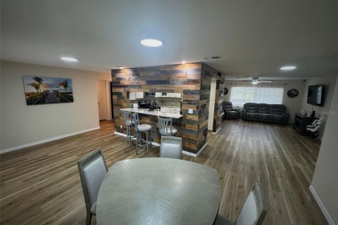 Casa en venta en Holiday, Florida, 4 dormitorios, 170.66 m2 № 1906566 - foto 6