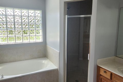 Villa ou maison à louer à Port St. Lucie, Floride: 4 chambres, 170.85 m2 № 2191492 - photo 9