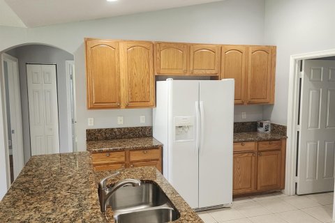 Villa ou maison à louer à Port St. Lucie, Floride: 4 chambres, 170.85 m2 № 2191492 - photo 7