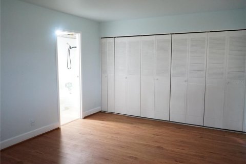 Condo in Sun City Center, Florida, 1 bedroom  № 2234749 - photo 14