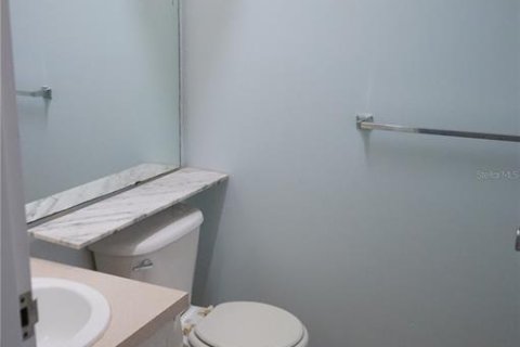 Condo in Sun City Center, Florida, 1 bedroom  № 2234749 - photo 11