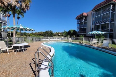 Condominio en alquiler en Lauderhill, Florida, 1 dormitorio, 67.45 m2 № 2058701 - foto 17