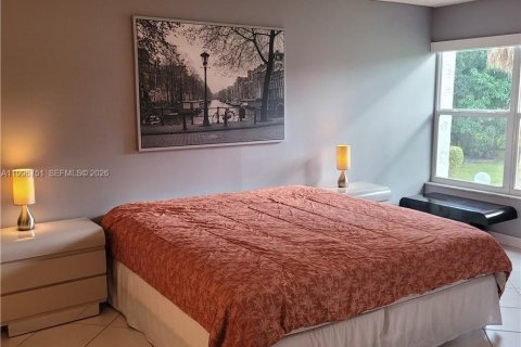 Condominio en alquiler en Lauderhill, Florida, 1 dormitorio, 67.45 m2 № 2058701 - foto 9