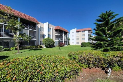 Condominio en Lauderhill, Florida, 1 dormitorio  № 2058701