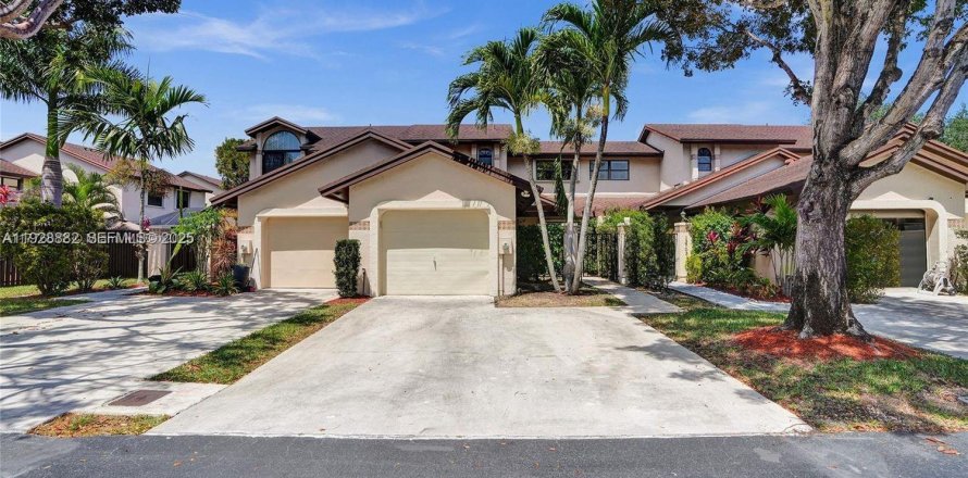 Таунхаус в Майами, Флорида 3 спальни, 138.52м2 № 1987252