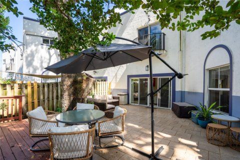 Купить таунхаус в Форт-Лодердейл, Флорида 3 спальни, 218.32м2, № 1958071 - фото 16