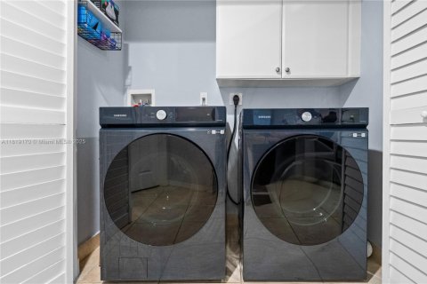 Купить таунхаус в Форт-Лодердейл, Флорида 3 спальни, 218.32м2, № 1958071 - фото 27