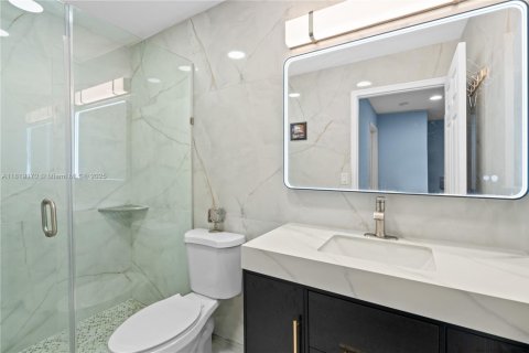 Купить таунхаус в Форт-Лодердейл, Флорида 3 спальни, 218.32м2, № 1958071 - фото 24