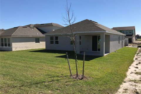 Villa ou maison à vendre à Kissimmee, Floride: 3 chambres, 148.64 m2 № 2035799 - photo 2