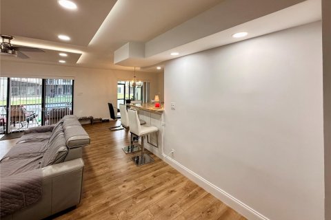 Townhouse in Plantation, Florida 3 bedrooms, 201.6 sq.m. № 2040391 - photo 8