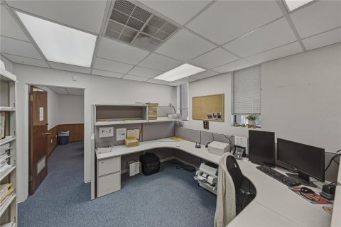 Купить коммерческую недвижимость в Бартоу, Флорида 499.44м2, № 2132313 - фото 14
